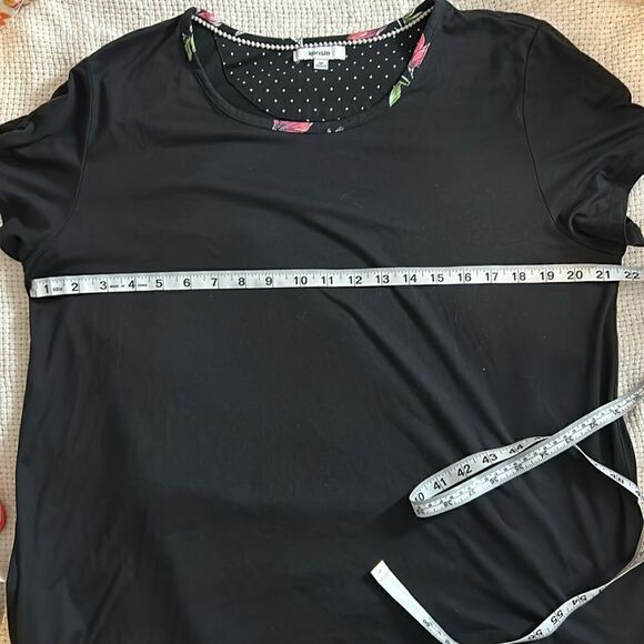 Kensie tropical floral accent hem tshirt size M BIN C - Picture 6 of 8